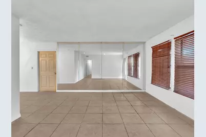 455 Janice Avenue, South Bay, FL 33493 - Photo 10