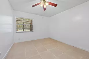 869 Flanders S, Delray Beach, FL 33484 - Photo 8