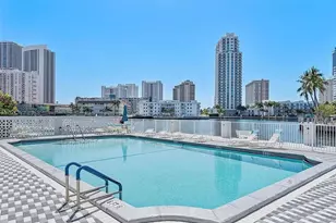 137 Golden Isles Dr, Hallandale Beach, FL 33009 - Photo 32