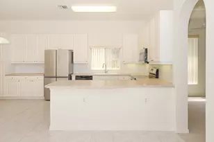 600 NW Lambrusco Dr, Port Saint Lucie, FL 34986 - Photo 14