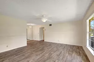 903 Savannas Point Dr, Fort Pierce, FL 34982 - Photo 10