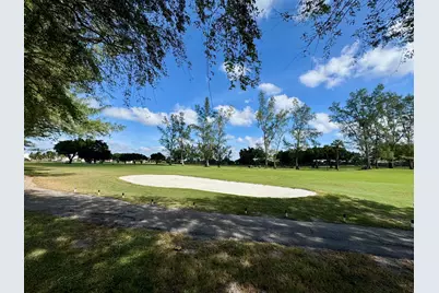 9720 S Hollybrook Lake Drive, Unit #106, Pembroke Pines, FL 33025 - Photo 22