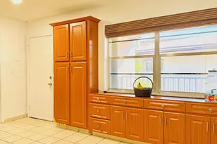 8765 Azalea Ct, Tamarac, FL 33321 - Photo 6