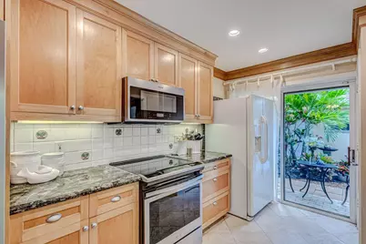 3667 Cape Pointe Circle, Jupiter, FL 33477 - Photo 12