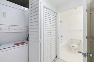 185 SE 14th Terrace, Miami, FL 33131 - Photo 20