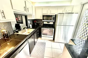 3401 NW 47th Ave, Lauderdale Lakes, FL 33319 - Photo 6