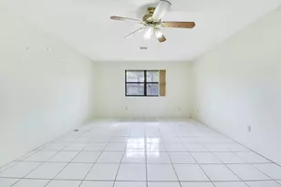 135 Manchineel Ct, Royal Palm Beach, FL 33411 - Photo 24