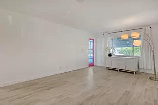 2581 N Garden Dr Unit, Lake Worth, FL 33461 - Photo 8