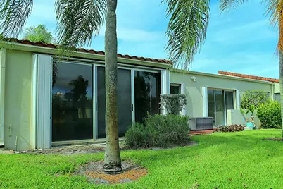 2532 Boundbrook Drive S, Unit #105, Palm Springs, FL 33406 - Photo 28