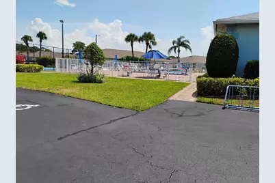 131 Lakes End Drive, Unit #D, Fort Pierce, FL 34982 - Photo 2