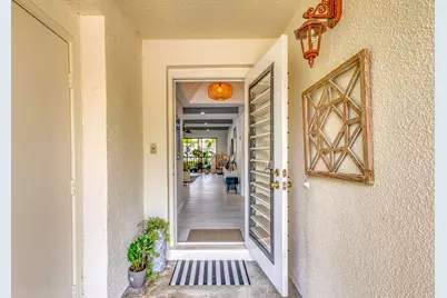 405 Brackenwood Lane S, Palm Beach Gardens, FL 33418 - Photo 2