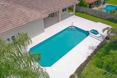 13645 Folkestone Court, Wellington, FL 33414 - Photo 6