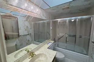 7770 Tahiti Ln, Lake Worth, FL 33467 - Photo 14