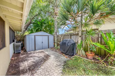 404 S Caloosahatchee Avenue, Jupiter, FL 33458 - Photo 30