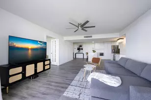 5600 N Flagler Dr, West Palm Beach, FL 33407 - Photo 2