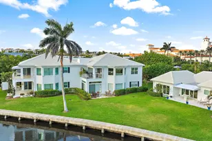 209 Evans Ln, Manalapan, FL 33462 - Photo 10