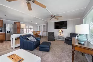 261 NE Cameo Way, Jensen Beach, FL 34957 - Photo 6