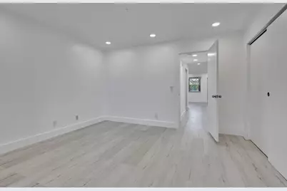 110 Dorchester E, West Palm Beach, FL 33417 - Photo 12