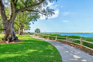 108 Lakeshore Dr, North Palm Beach, FL 33408 - Photo 30