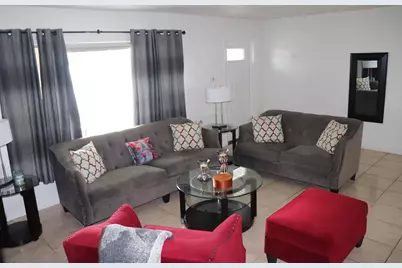 1020 NW 74th Avenue, Margate, FL 33063 - Photo 4