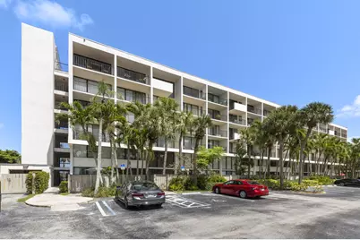 1830 Embassy Drive, Unit #607, West Palm Beach, FL 33401 - Photo 20