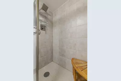 1830 Embassy Drive, Unit #607, West Palm Beach, FL 33401 - Photo 16