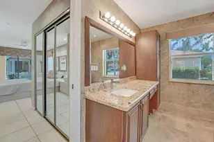 9870 Harbour Lake Cir, Boynton Beach, FL 33437 - Photo 28