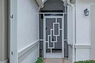 9870 Harbour Lake Cir, Boynton Beach, FL 33437 - Photo 2