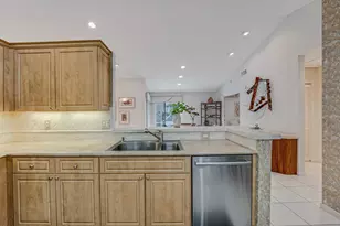 9870 Harbour Lake Cir, Boynton Beach, FL 33437 - Photo 20