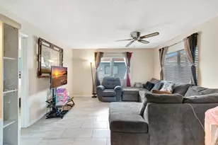 14882 Wildflower Ln, Delray Beach, FL 33446 - Photo 10