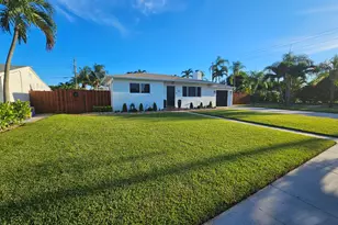 380 Laurie Rd, West Palm Beach, FL 33405 - Photo 52