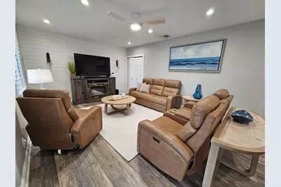 380 Laurie Road, West Palm Beach, FL 33405 - Photo 20