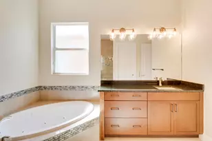 9252 SW Miracoli Wy, Port Saint Lucie, FL 34987 - Photo 32