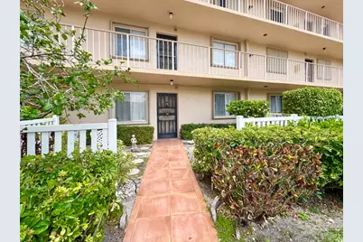 7145 Huntington Lane, Unit #102, Delray Beach, FL 33446 - Photo 2