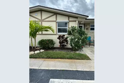 2847 Ashley Drive W #H, West Palm Beach, FL 33415 - Photo 1