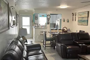 2847 Ashley Dr W, West Palm Beach, FL 33415 - Photo 4