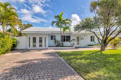 348 SE 18th Avenue, Deerfield Beach, FL 33441 - Photo 1