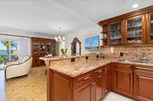 250 Bradley Pl, Palm Beach, FL 33480 - Photo 10