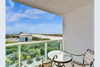100 Bayview Drive, Unit #1125, Sunny Isles Beach, FL 33160 - Photo 20