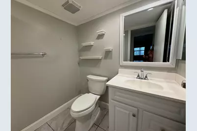 52 Valencia C, Unit #C, Delray Beach, FL 33446 - Photo 14