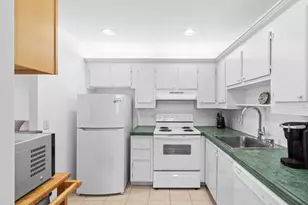 266 Seville L, Delray Beach, FL 33446 - Photo 2