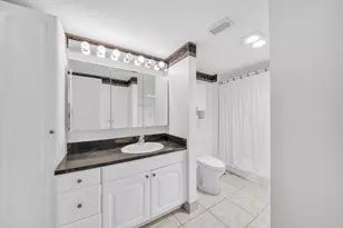 36 Stratford Ln Unit, Boynton Beach, FL 33436 - Photo 14