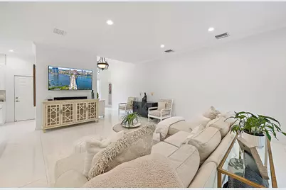 10680 Grande Boulevard, West Palm Beach, FL 33412 - Photo 8