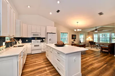 9460 Seagrape Drive, Vero Beach, FL 32963 - Photo 10