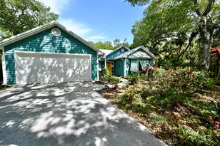 9460 Seagrape Dr, Vero Beach, FL 32963 - Photo 2