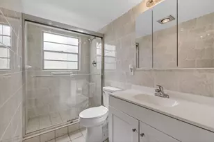 1036 Hythe B, Boca Raton, FL 33434 - Photo 20