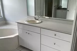 145 SW Hawthorne Cir, Port Saint Lucie, FL 34953 - Photo 28