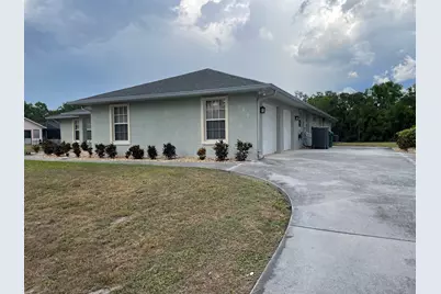 145 SW Hawthorne Circle, Port Saint Lucie, FL 34953 - Photo 2