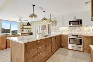 1900 SE 2nd St, Deerfield Beach, FL 33441 - Photo 10