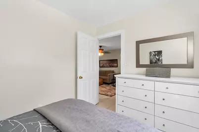 909 N Palmway, Unit #B, Lake Worth Beach, FL 33460 - Photo 22